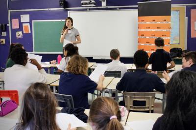 Sarianne Cormier offre une captivante leçon de cinéma à l’école Saint-Edmond !_0