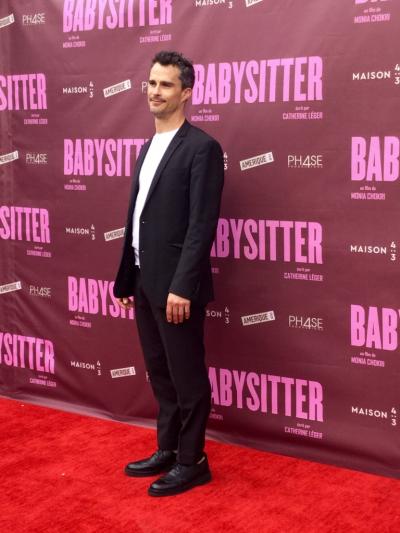 Sur le tapis rouge de Babysitter_2